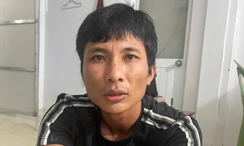 Bắt và di lý Danh Phụng