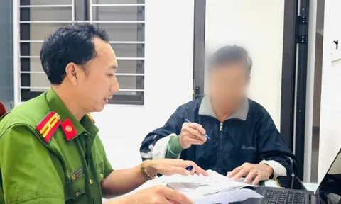 Cụ ông 67 tuổi bị "bắt cóc online" được Công an kịp thời giải cứu, suýt mất trắng tài sản vì một cuộc gọi video