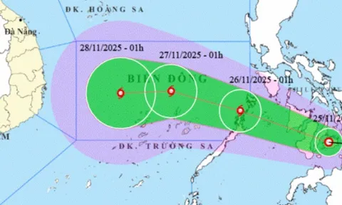 Áp thấp nhiệt đới sau khi vào Biển Đông khả năng mạnh lên thành bão, hướng vào Nam Trung Bộ