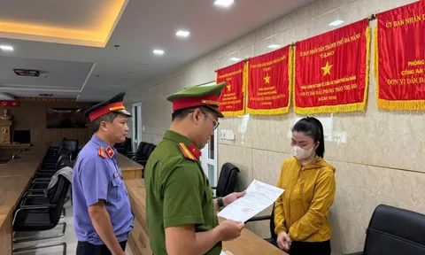 Khởi tố, lệnh khám xét với Phan Vũ Ngọc Trâm