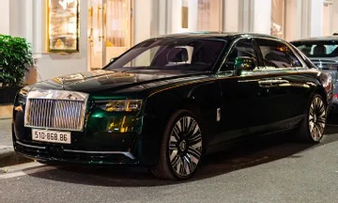 Xe siêu sang Rolls-Royce giá 50 tỷ của đại gia Hà Nội gắn biển số giá 110 triệu