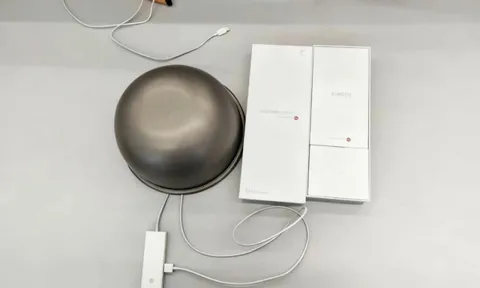 Dùng chảo sắt, nồi cơm điện để đổi điện thoại