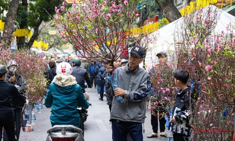 Vì sao dân mạng nói 'năm 2148 Việt Nam đón Tết Nguyên đán 2 lần'?