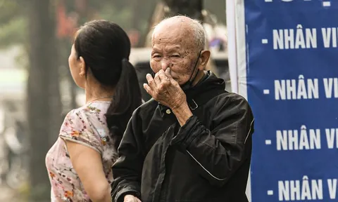 Ba ngày liên tiếp Hà Nội ô nhiễm không khí top đầu thế giới