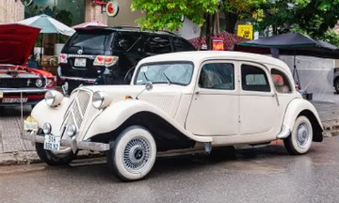 Citroën Traction Avant 77 năm tuổi của dân chơi Sài Gòn, có tiền tỷ cũng khó mua