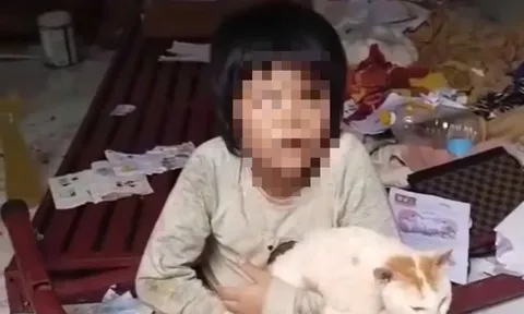 Chia sẻ nhói lòng của người dượng về 2 cháu bé bị xích, nhốt