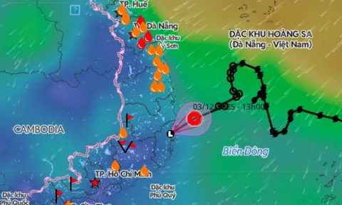 Áp thấp nhiệt đới suy yếu trên đất liền, miền Trung có nơi mưa rất to