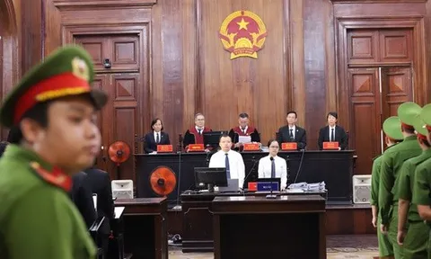 Ghế bị cáo Nguyễn Thị Thanh Nhàn: Sáu lần tòa gọi, sáu lần trống