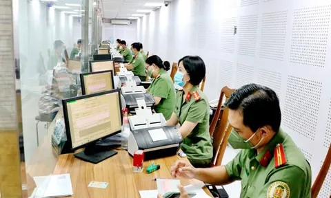 Hàng loạt mức phạt mới liên quan đến vấn đề xuất nhập cảnh của tất cả người dân từ ngày 15/12