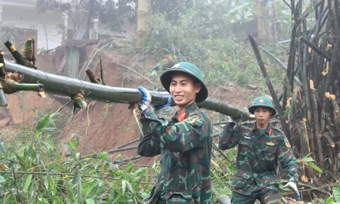 Gấp rút thi công công trình chống sụt trượt ở Khe Sanh dưới sương mù dày đặc