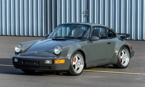 Porsche 911Turbo 1994 vẫn chốt giá 22 tỷ đồng dù chưa tiết lộ chủ cũ nổi tiếng