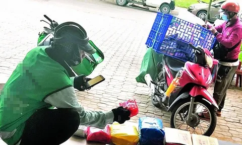 Lừa đảo shipper "phiên bản 2025": Không đòi tiền hàng, tiền trong tài khoản vẫn "bay màu" chỉ sau vài phút