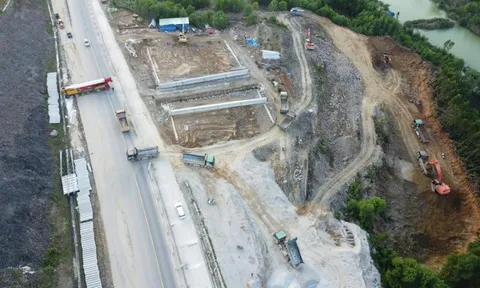 Phường ở Đà Nẵng yêu cầu làm rõ vụ xẻ đồi sau phản ánh của Báo Người Lao Động