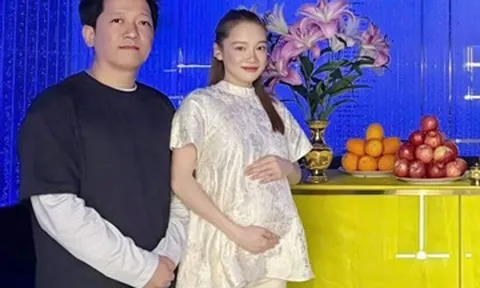 Nhã Phương bụng bầu vượt mặt, con trai cao lớn của hoa hậu Hà Kiều Anh