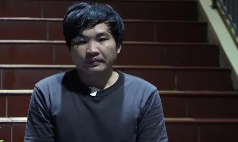 Ra Quyết định bắt tạm giam "chuyên gia tài chính" Nguyễn Đình Vấn