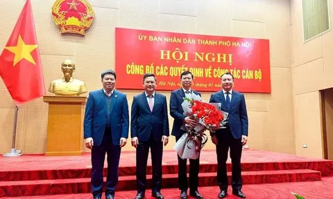 Chủ tịch Hà Nội điều động, bổ nhiệm 11 cán bộ chủ chốt các sở, ngành, đơn vị
