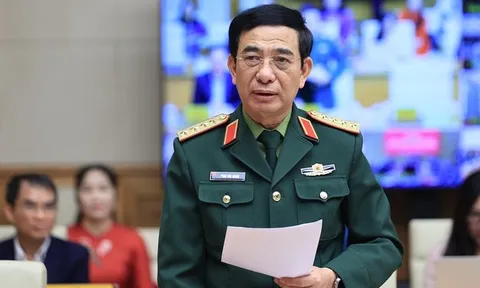 "Nhiều sĩ quan cao cấp, thượng tá, đại tá, Chính ủy quân khu đều tham gia xây nhà cho dân"