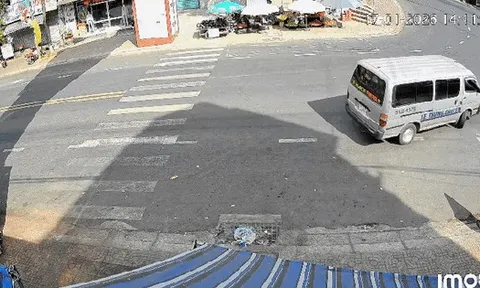 Clip tài xế liên tục bấm còi, xoay nhiều vòng trên đường khiến người dân hoảng sợ: Công an vào cuộc