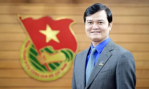 Anh Bùi Quang Huy đắc cử Ủy viên Trung ương Đảng khóa XIV