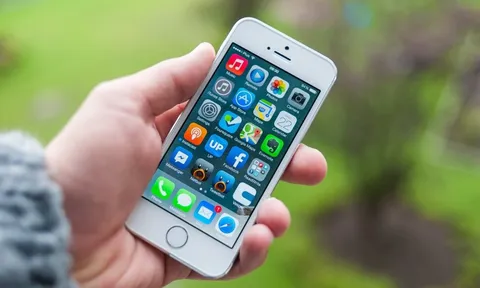 Apple làm điều bất ngờ với chiếc iPhone 13 năm tuổi