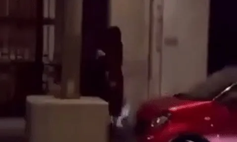 Video nghi của Lisa BlackPink và con trai tỷ phú vào khách sạn 'gây bão'