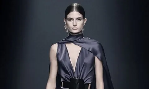 Nữ người mẫu qua đời đột ngột ở tuổi 22