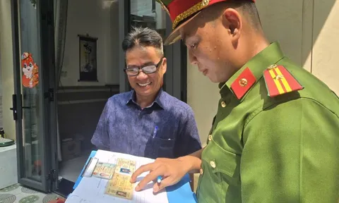 Xe bán rồi vẫn "dính" phạt nguội