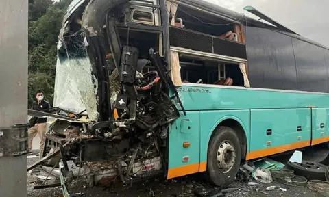 Tai nạn liên hoàn trên tuyến cao tốc Vân Phong - Nha Trang