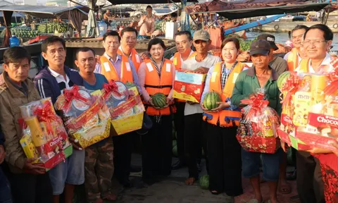 Cần Thơ tri ân những người giữ hồn cho chợ nổi Cái Răng