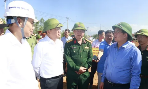 Phó Thủ tướng Hồ Quốc Dũng kiểm tra cao tốc Quy Nhơn – Pleiku thi công xuyên Tết