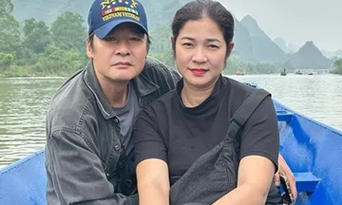 Phan Hiển 'nịnh' vợ hơn 11 tuổi, Võ Hoài Nam tình tứ bên vợ kém 12 tuổi