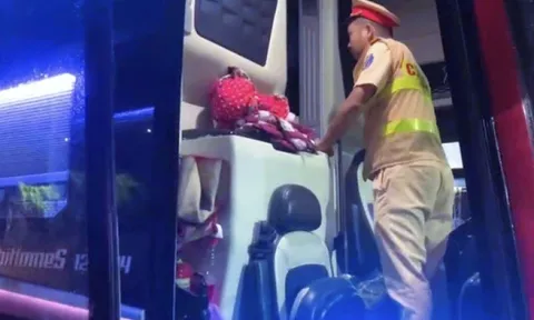 Phạt gần 2,3 tỉ đồng sau khi điện thoại của Cục trưởng CSGT nhận 50 phản ánh xe khách nhồi nhét