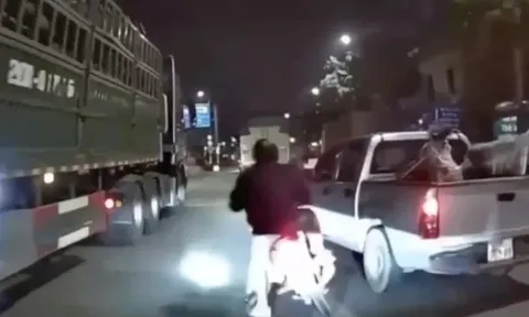 Thói "ỷ lớn hiếp bé" và tội ác sau vô lăng