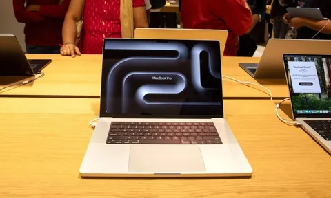 Đừng kỳ vọng vào MacBook cảm ứng