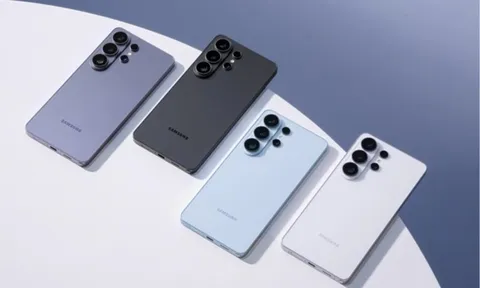 Tím cobalt tạo độ nhận diện mới trên bảng màu Galaxy S26 series