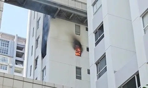 Cháy căn hộ chung cư trên đường Mai Chí Thọ, TPHCM