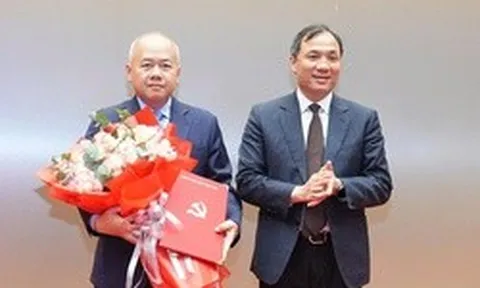 Điều động Thứ trưởng Bộ Tài chính giữ chức Phó Bí thư Thành ủy Hải Phòng