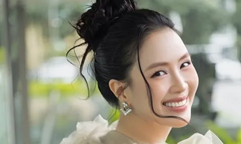 Hồng Diễm xinh đẹp ngút ngàn ở tuổi 43, hoa hậu Ý Nhi diện sexy bikini sexy