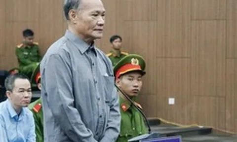 Nhận 200.000 USD, cựu Thứ trưởng Hoàng Văn Thắng nghĩ "mình làm tốt, anh em cảm ơn thì nhận"