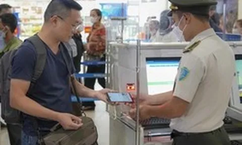 Cục Thuế thông báo: 18 người trong danh sách sau bị tạm hoãn xuất cảnh