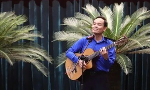 Thông tin nổi bật ở TPHCM ngày 2-4: Bí thư Thành ủy ôm đàn, hát tặng thanh niên; lập 4 đoàn khảo sát