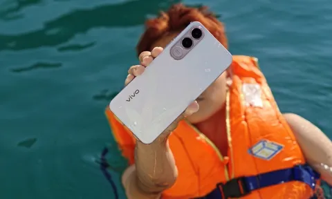 Vivo V70 FE - 'trợ lý du lịch' nên sở hữu năm 2026