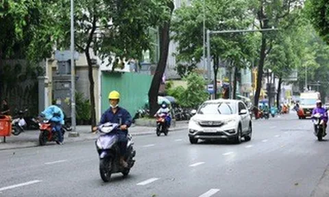 Dự báo thời tiết hôm nay, 17-4: TPHCM và Nam Bộ thu hẹp nắng nóng, có mưa