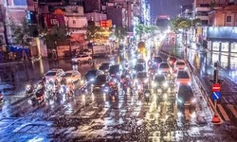 Miền Bắc đón không khí lạnh gây mưa lớn từ chiều tối mai, đề phòng dông lốc