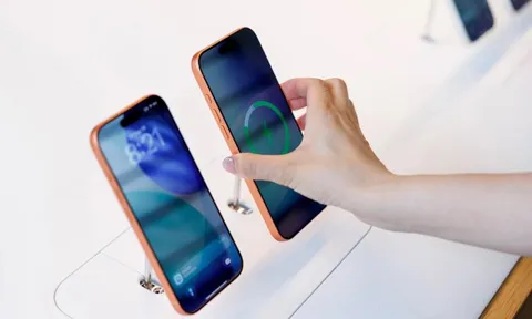 Apple lại ngược dòng