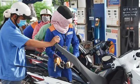 Thông báo thay đổi thời gian điều chỉnh giá xăng dầu