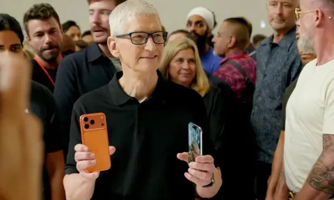 Điều Tim Cook đúng hơn Steve Jobs