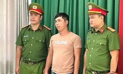 Thi hành lệnh bắt tạm giam, khám xét nơi ở đối với thuyền trưởng Huỳnh Văn Tấn SN 1988