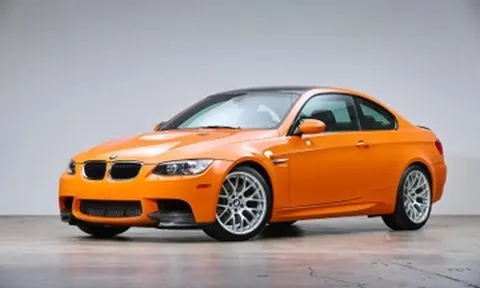 Xe sang BMW 13 năm tuổi chạy chưa tới 140km giá bán ngang siêu xe