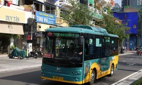 Đề xuất xe buýt đón khách theo nhu cầu tại TPHCM